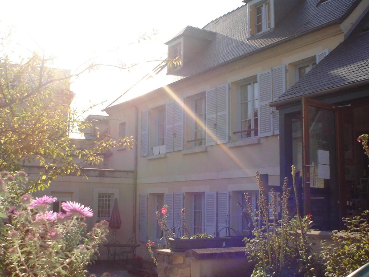 Location A Coucy Le Chateau Buitenkant foto
