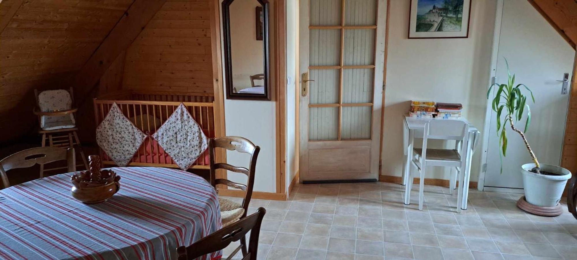 Location A Coucy Le Chateau Buitenkant foto